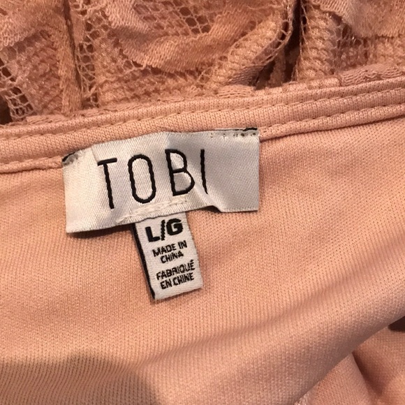 Dress - Picture 3 of 3